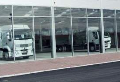 Commercial vehicle dealership